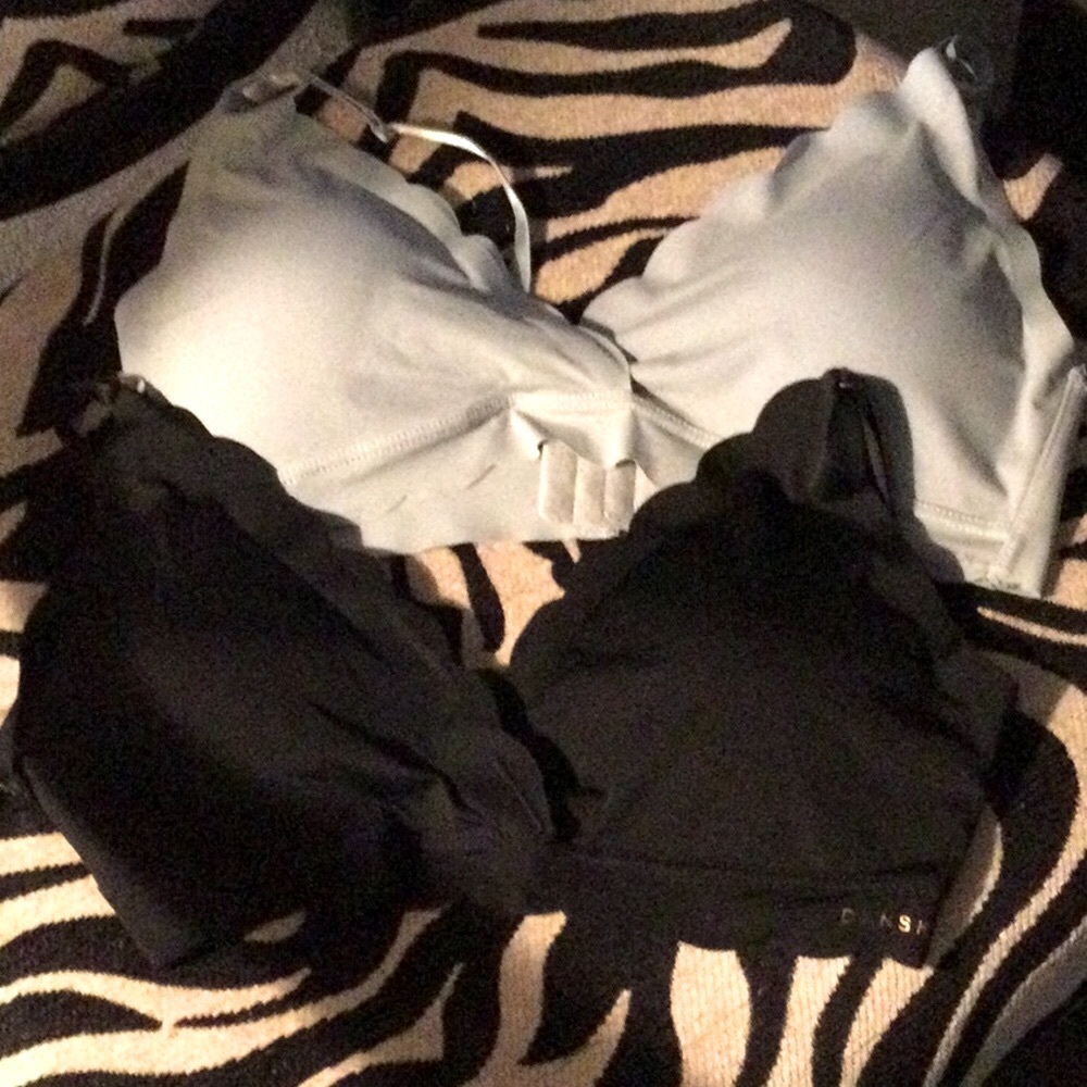 Set of 2 Danskin bras 38C